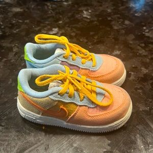 Toddler Nikes (low-tops) Pink blue yellow purple Size 8C